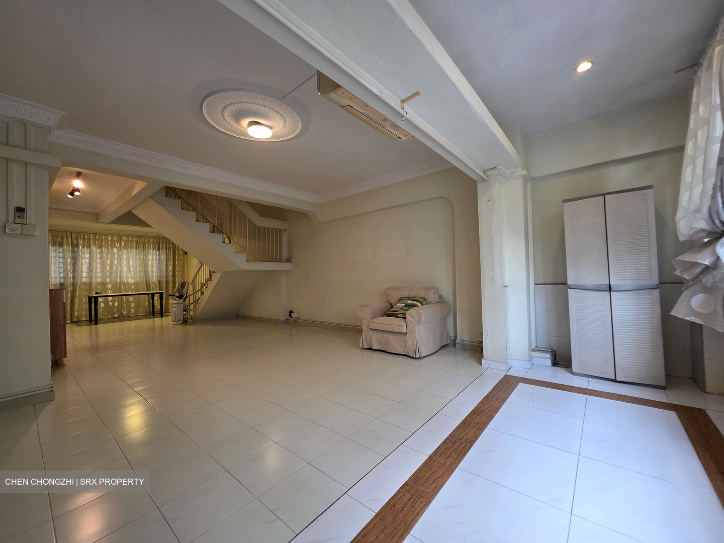 Blk 405 Hong Kah Court (Jurong West), HDB Executive #633325851